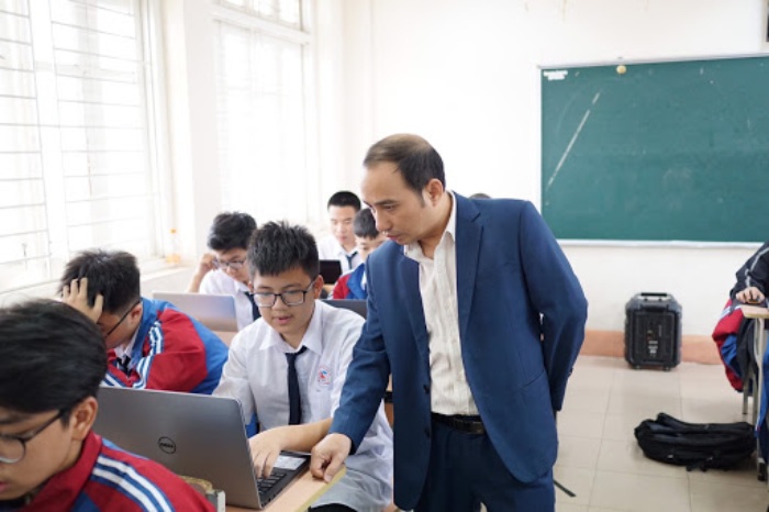 Giấc mơ thầy giáo mang tới điềm báo gì về tương lai?