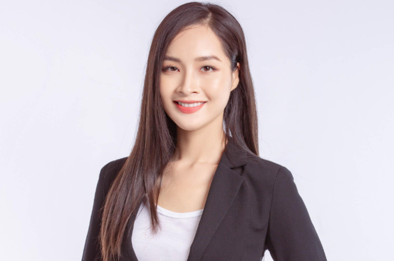 Cô gái Nhu còn rất cẩn thận trong việc nghiên cứu đánh giá