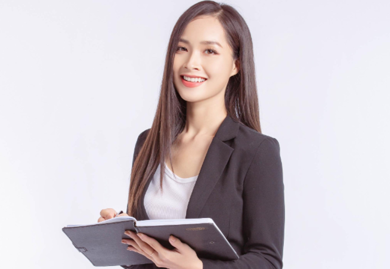 Nhu là cô gái thông minh có tài năng từ nhỏ được nhiều người khen ngợi