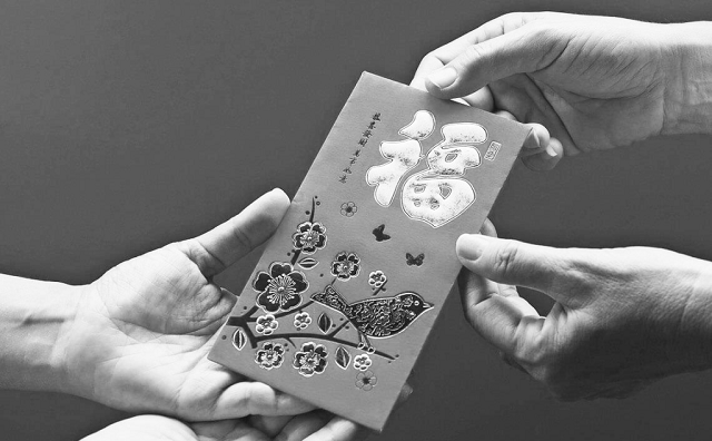 Mơ thấy bà nội đã mất cho tiền Mơ thấy bà nội đã mất cho tiền