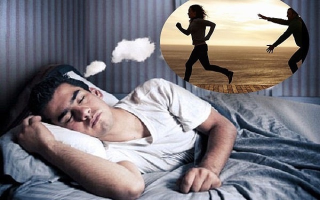 Mơ thấy đánh nhau với người khác giới Mơ thấy đánh nhau với người khác giới