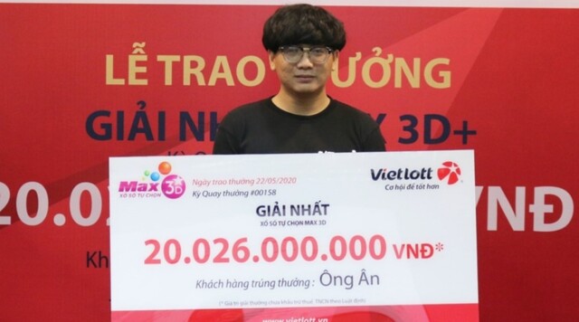Sinh viên tại TP. HCM công khai danh tính khi trúng vietlott Sinh viên tại TP. HCM công khai danh tính khi trúng vietlott
