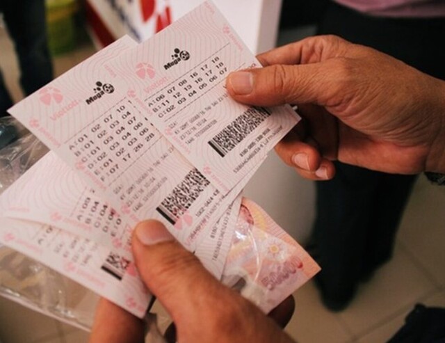 Trúng 2 cặp số vietlott được bao nhiêu tiền?