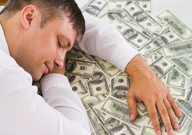 Lý giải về giấc mơ thấy tiền đô Lý giải về giấc mơ thấy tiền đô