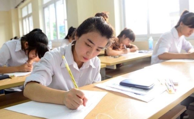 Giải mã ý nghĩa giấc mơ thấy đi ôn thi mang điềm báo gì?