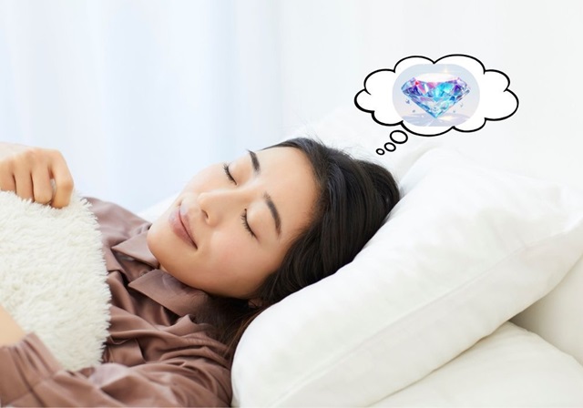 Những giấc mơ thấy kim cương thường báo hiệu điều tốt lành